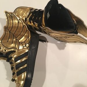Adidas Jeremy Scott Gold Wings 2.0  SIZE 8/M